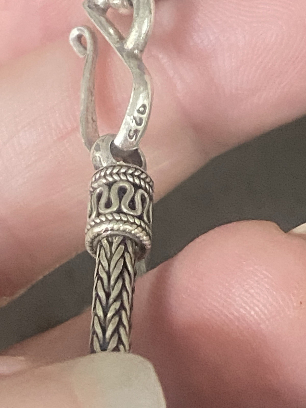 Sterling Silver Byzantine Chain W/Cross Pendant 40g