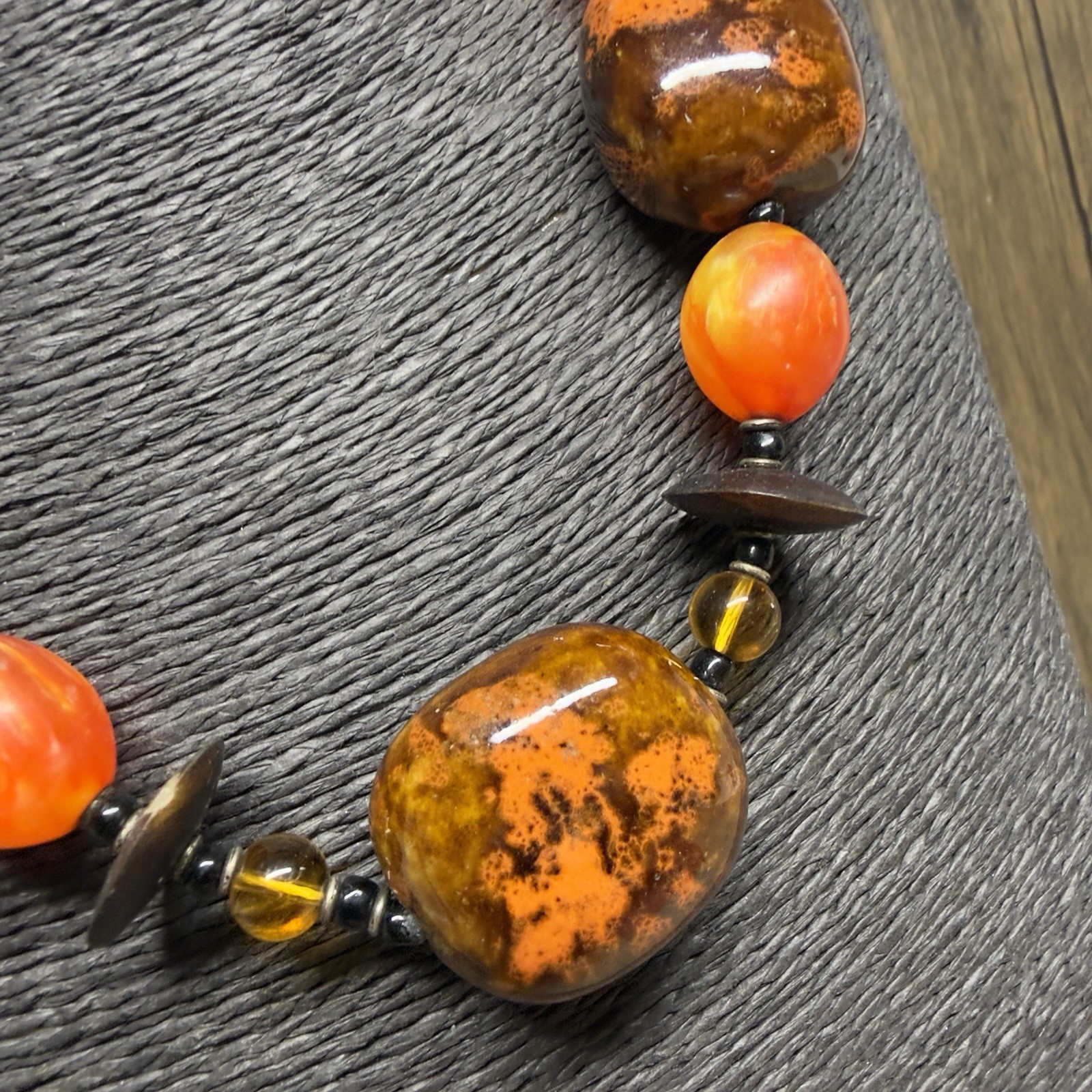RETRO Orange Ceramic Beaded Necklace Boho Pretty Kitsch 51cm/20″ Chunky Wood