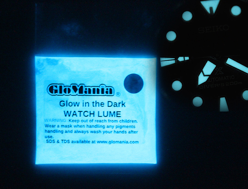 GLOW IN THE DARK Pigment Powder WATCH LUME Powder Coating Green or Blue