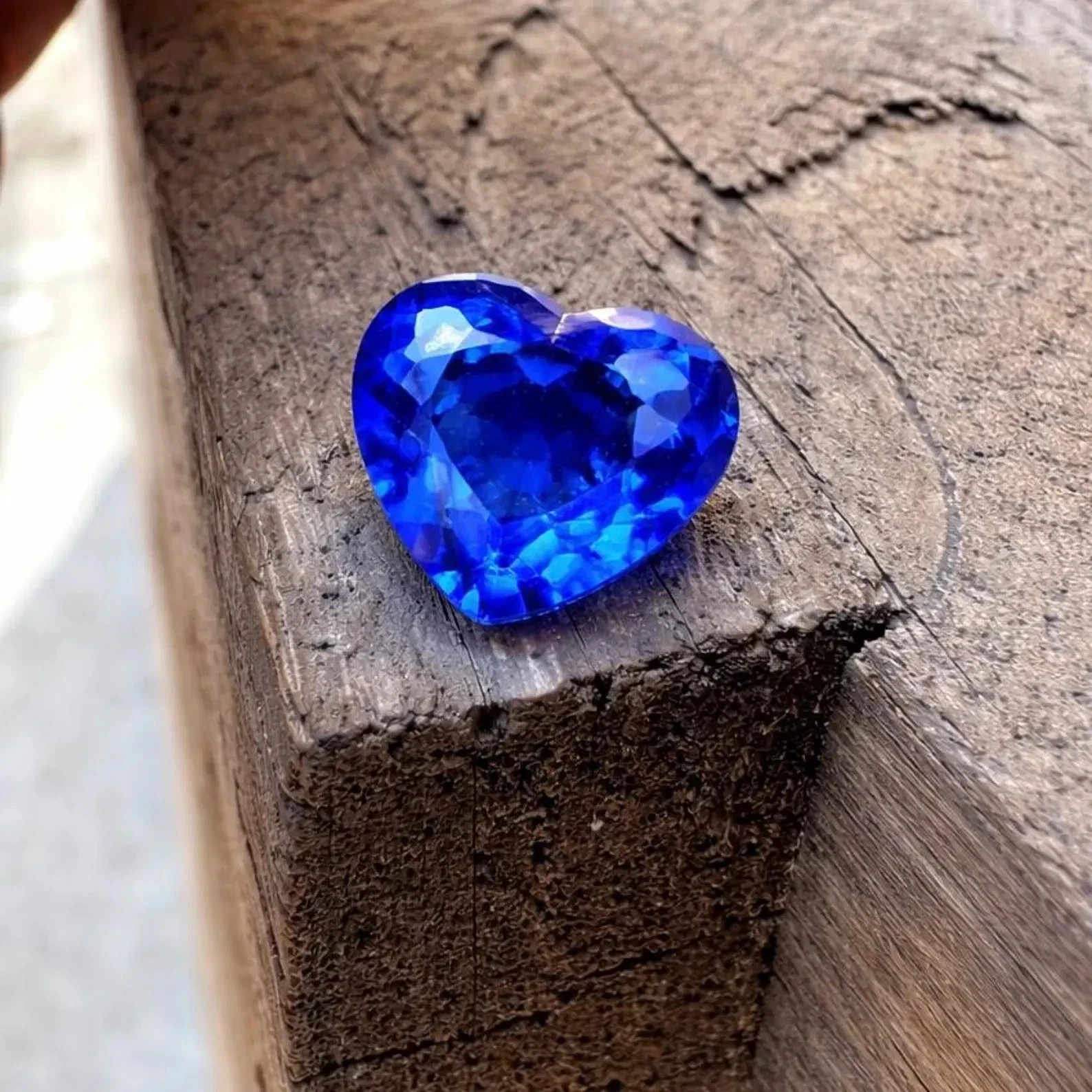 Flawless Natural 10-12 Ct Blue Sapphire Heart Cut Certified Loose Gemstone AAA