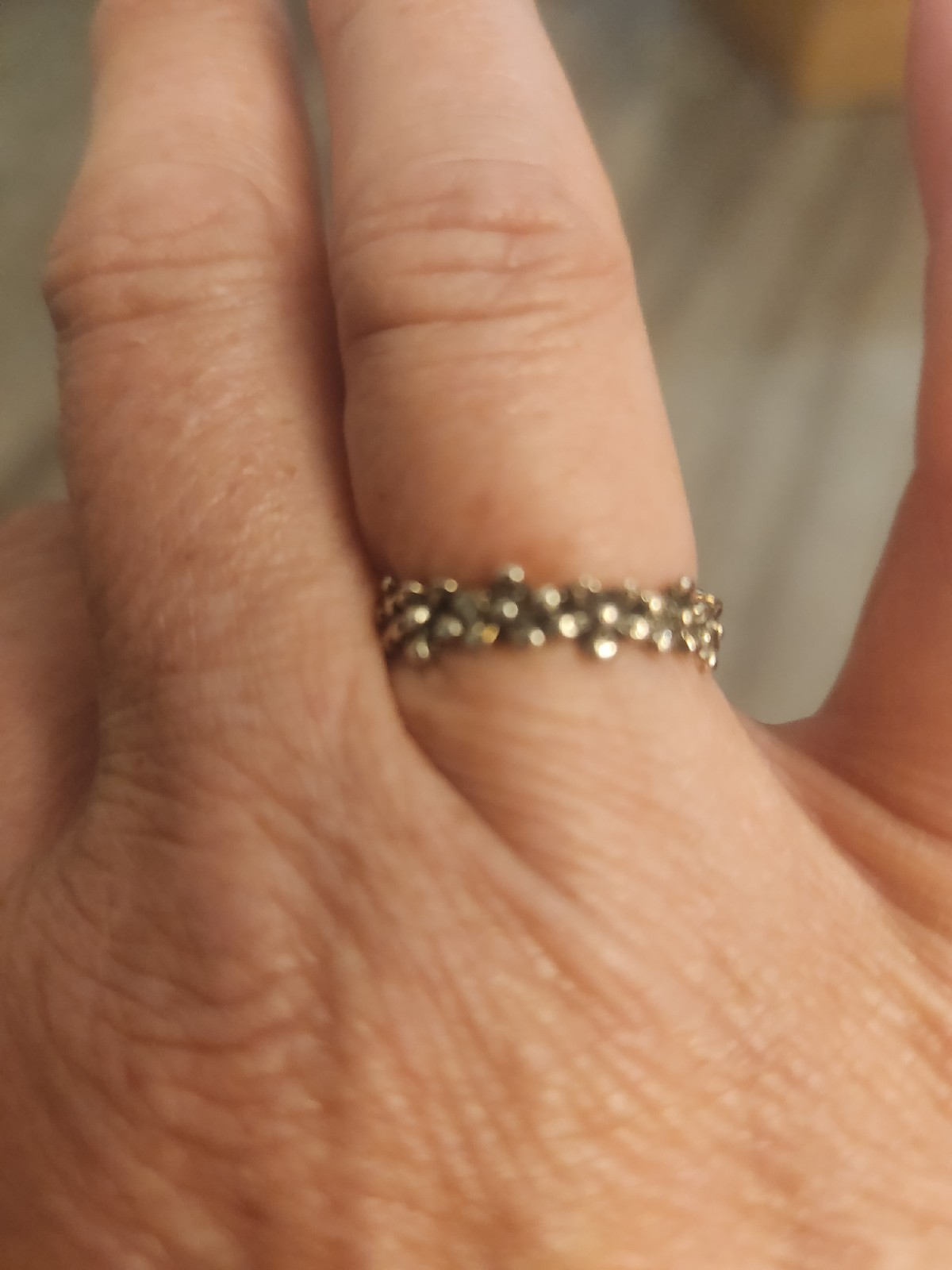 Gold Tone Textured Beaded Band Ring Metal No Stone Round Shape Size 7
