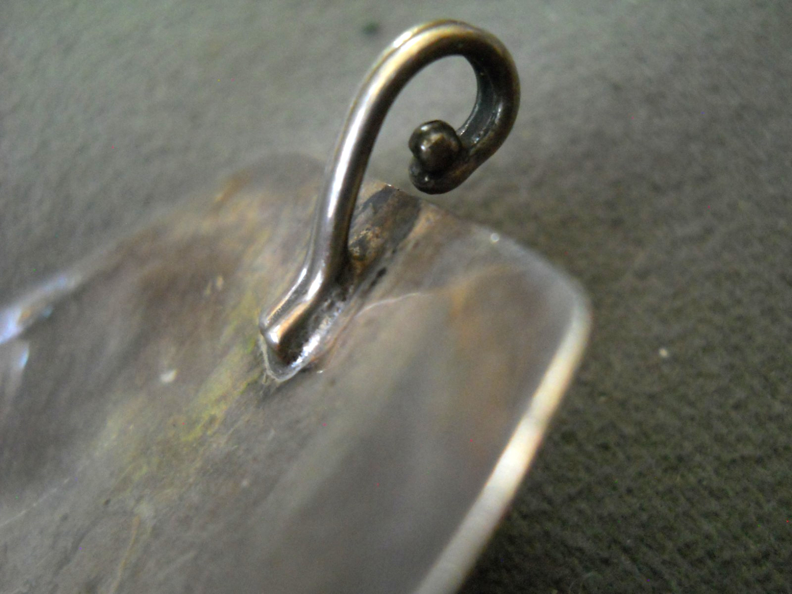 R.A.L YELLOWHORSE Native American Navajo Sterling Silver Chased Pendant 3.8″ 93g