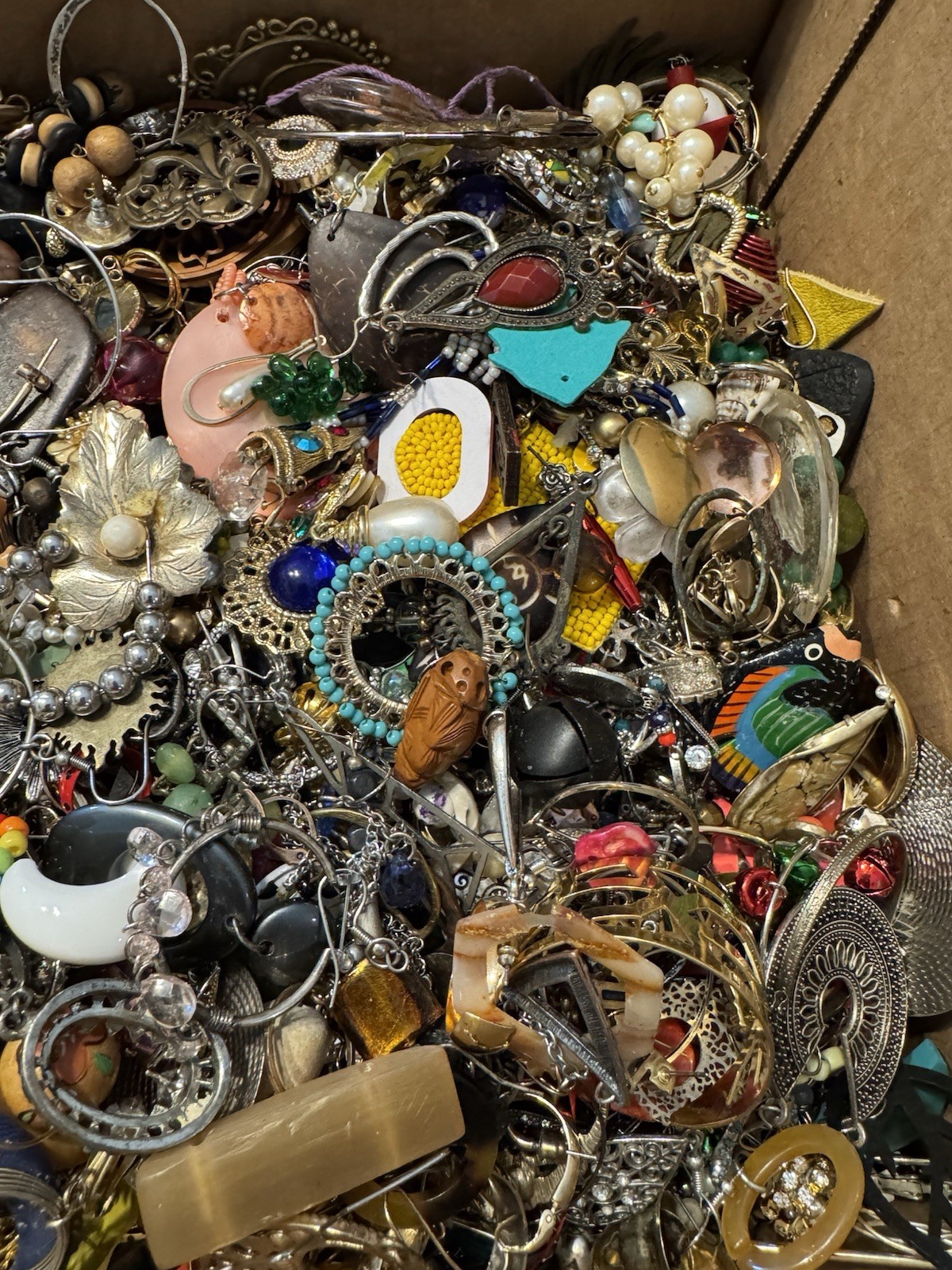 15 LB Single Earring Jewelry Craft Lot Vintage Rhinestone Repurpose Harvest R
