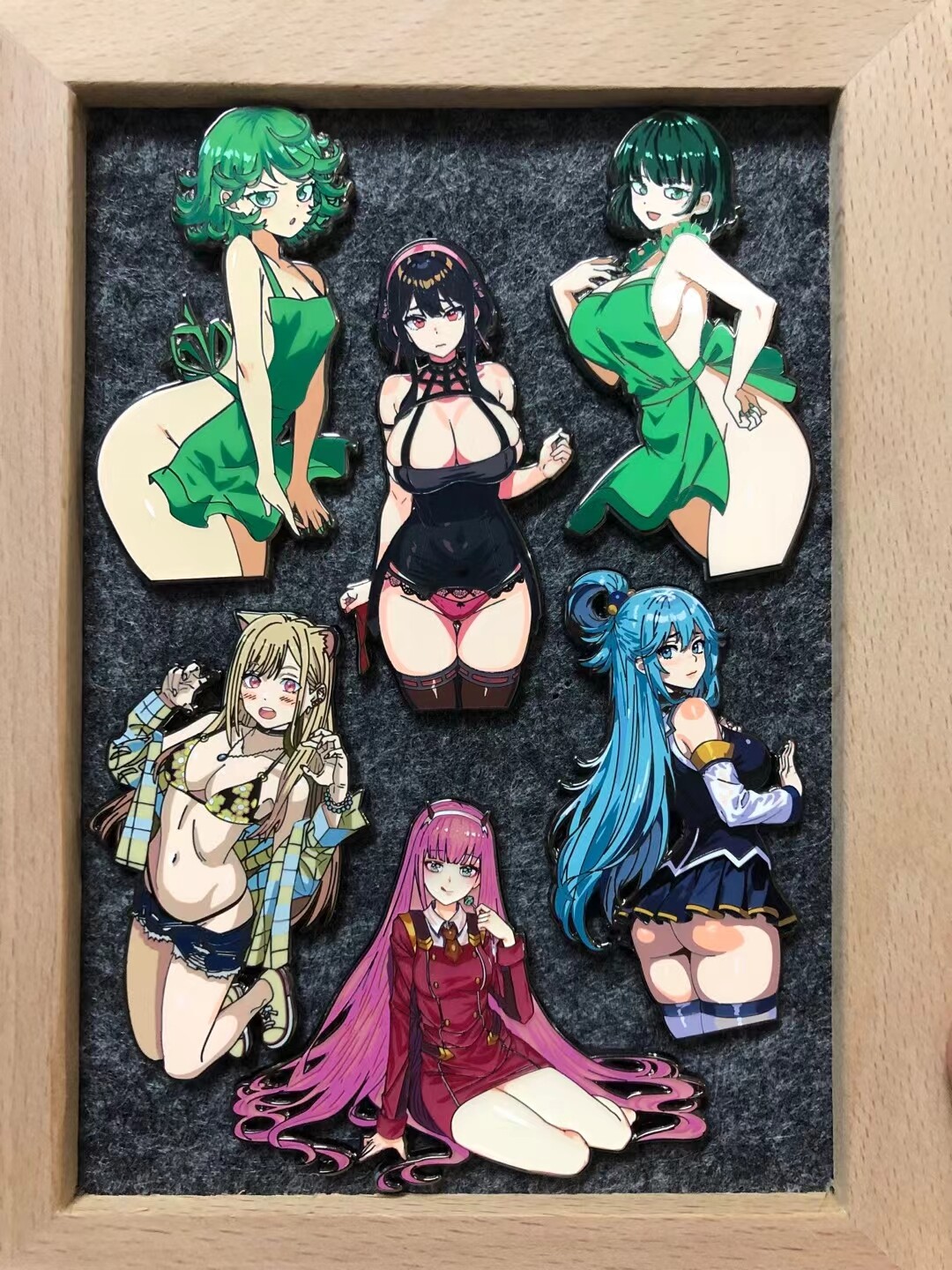 Anime figure Marin Kitagawa Fubuki Tatsumaki Yor Forger Zero Two Aqua Enamel Pin