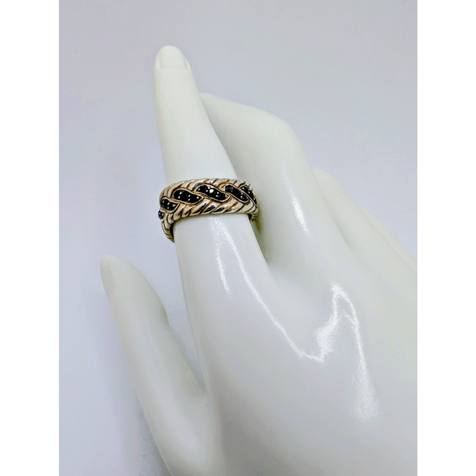 John Hardy Sterling Silver and Black Sapphire Surf Ring Size 8