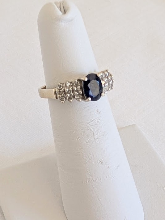 Sapphire & Diamond 14K Gold 3.1 Grams Retail Price $1300 Make Me An Offer!