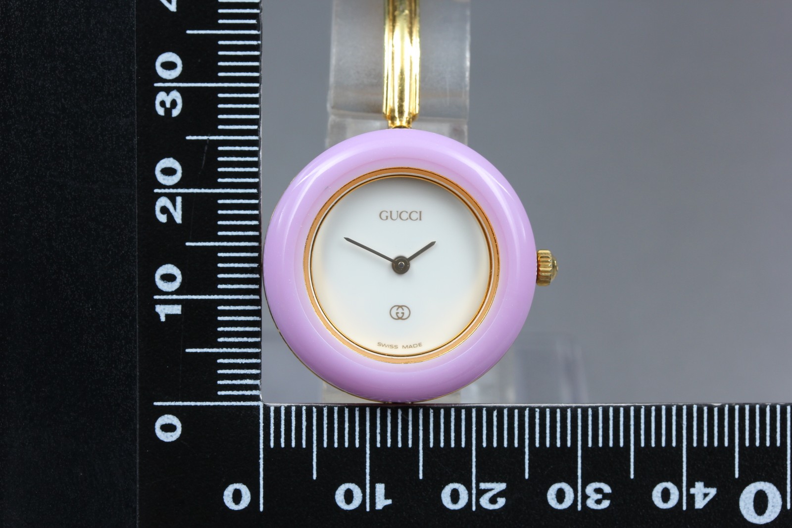 [Near MINT] Gucci Change Bezel 1100-L Gold White Dial 26mm Quartz Women’s Watch