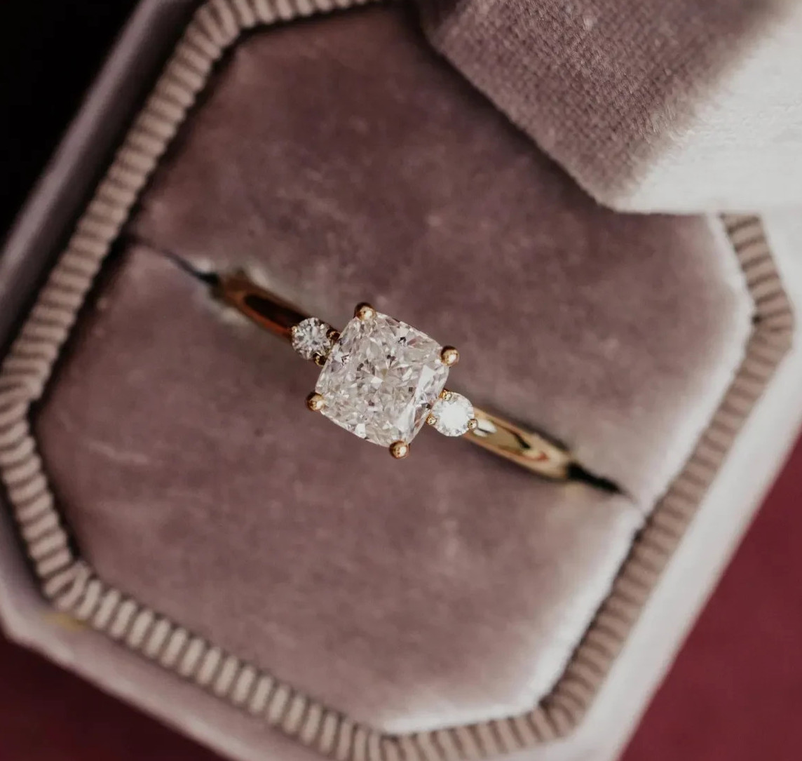 Cushion Cut Lab Grown Diamond Wedding Rings 9k gold rings promise gifts for her
