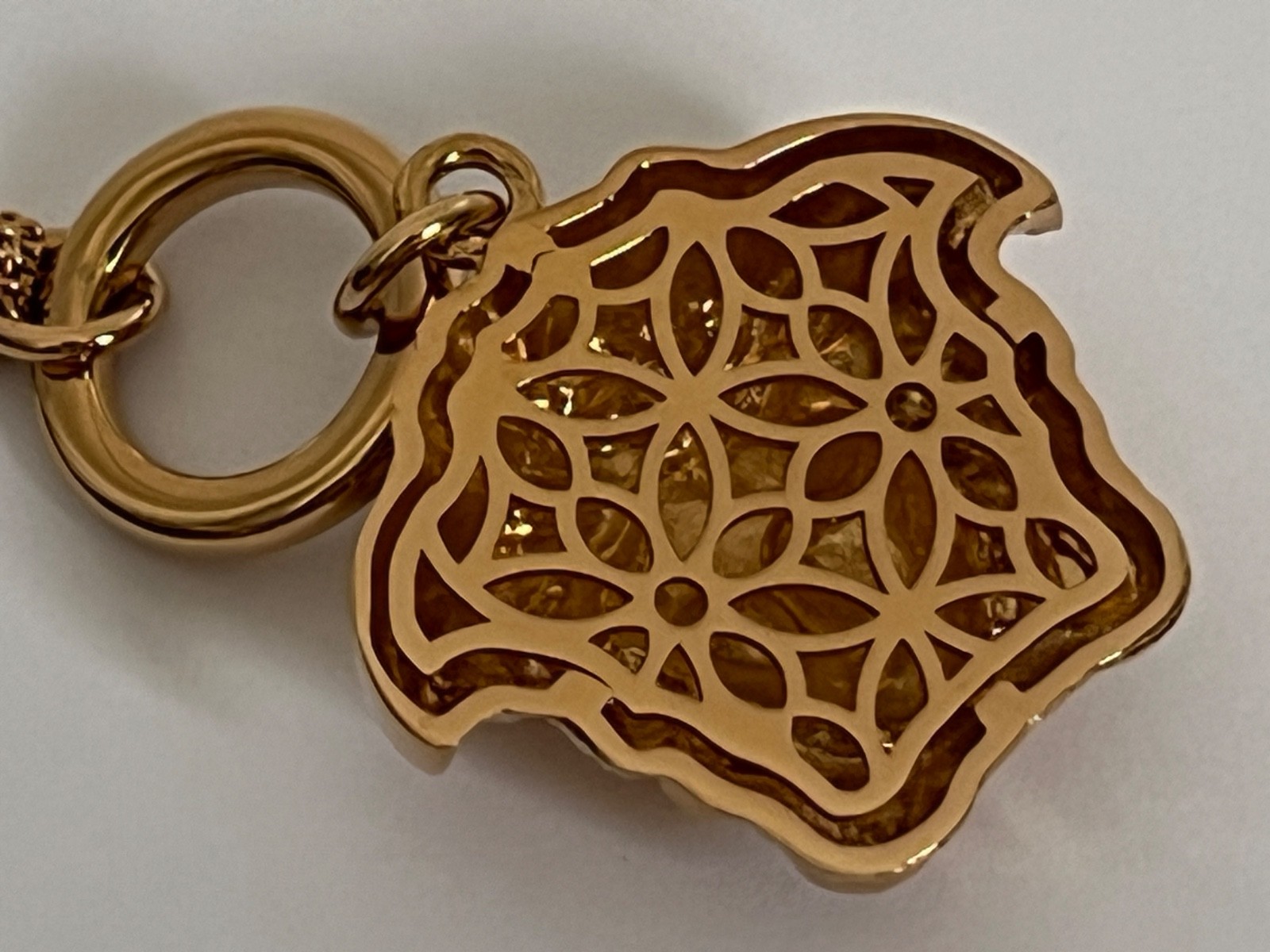 NWT Versace Medusa Head Large 3D Logo Charm Greek Key Gold Chain Bracelet $1295