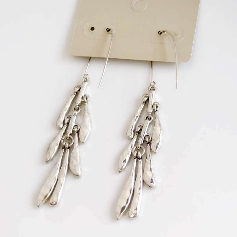 Chicos Cluster Statement Drop Earrings Gift Chic Women Party Vacation Jewelry