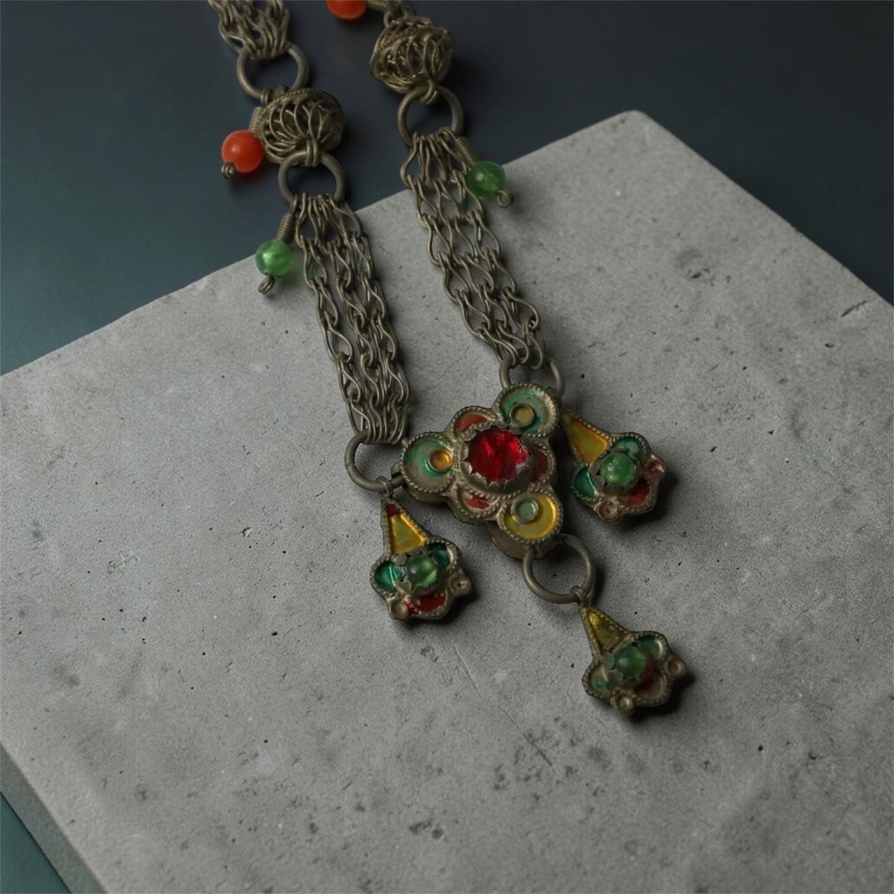 VAntique Yemeni Silver Necklace 32cm Natural Stone Tribal Enamel Dangle