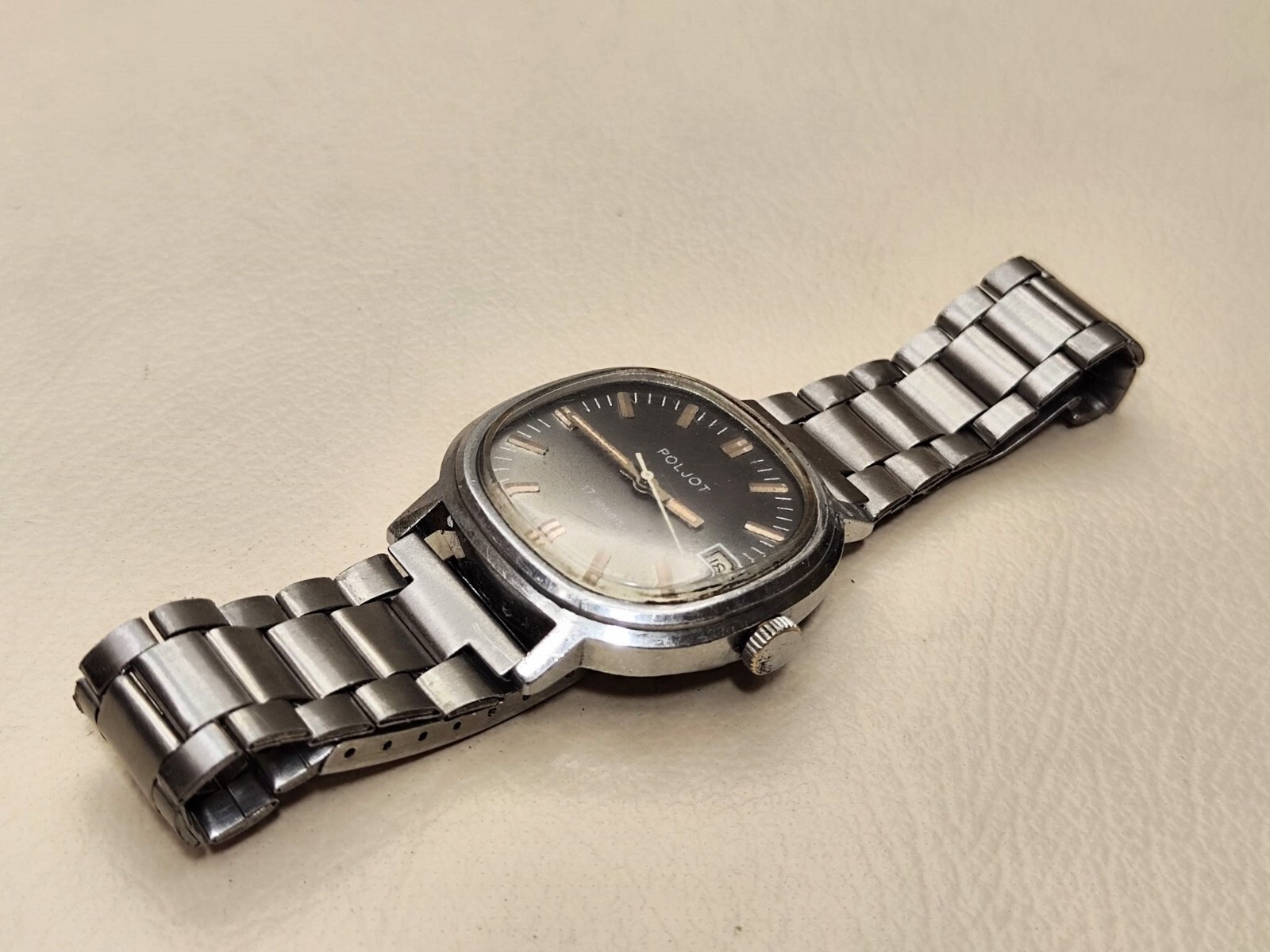Rare Vintage Russian Wristwatch Poljot 2614.2H 17 Jewels