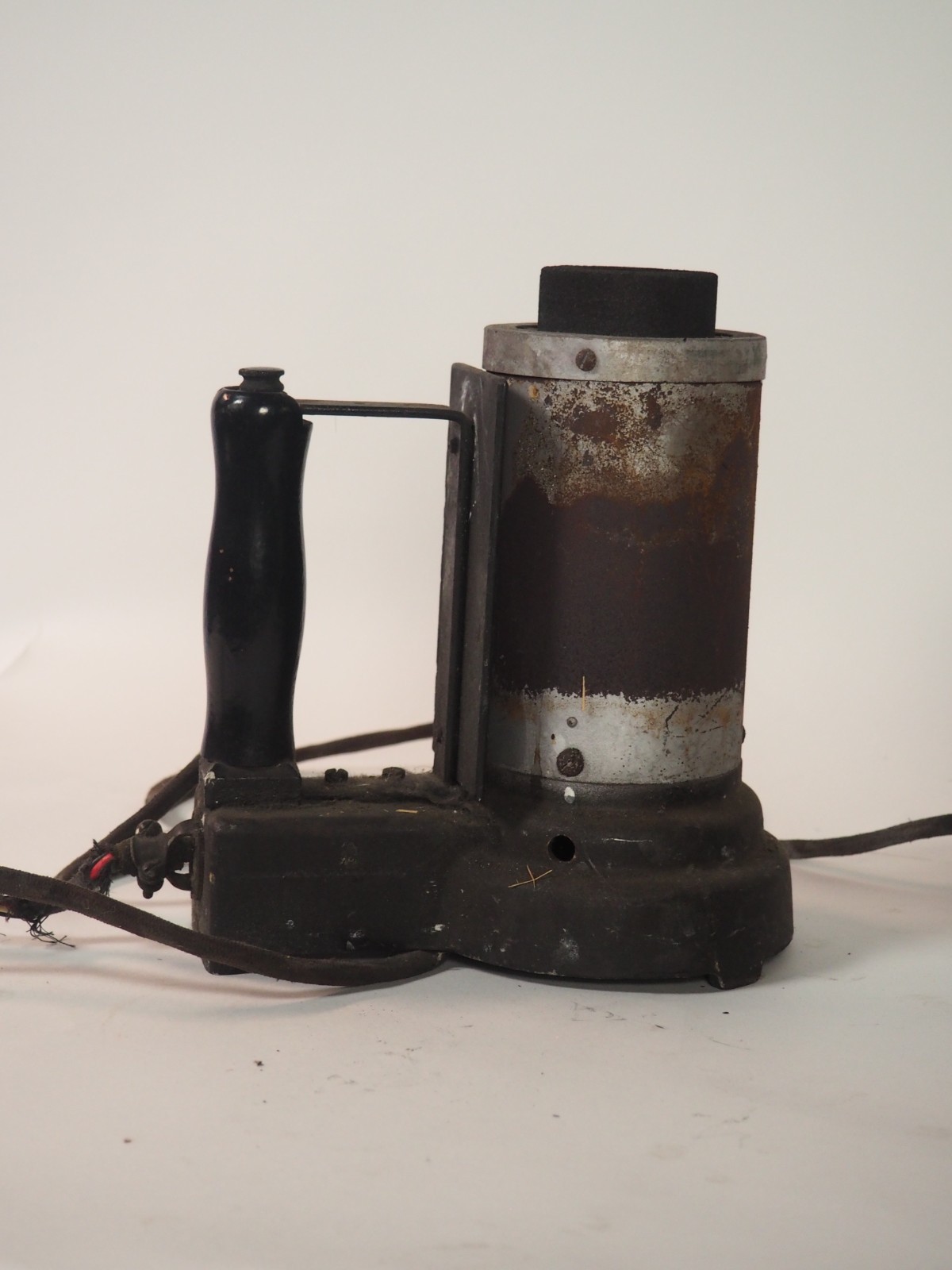 Vintage Jelrus Electric Melting Furnace – Tested & Working – Includes Crucible