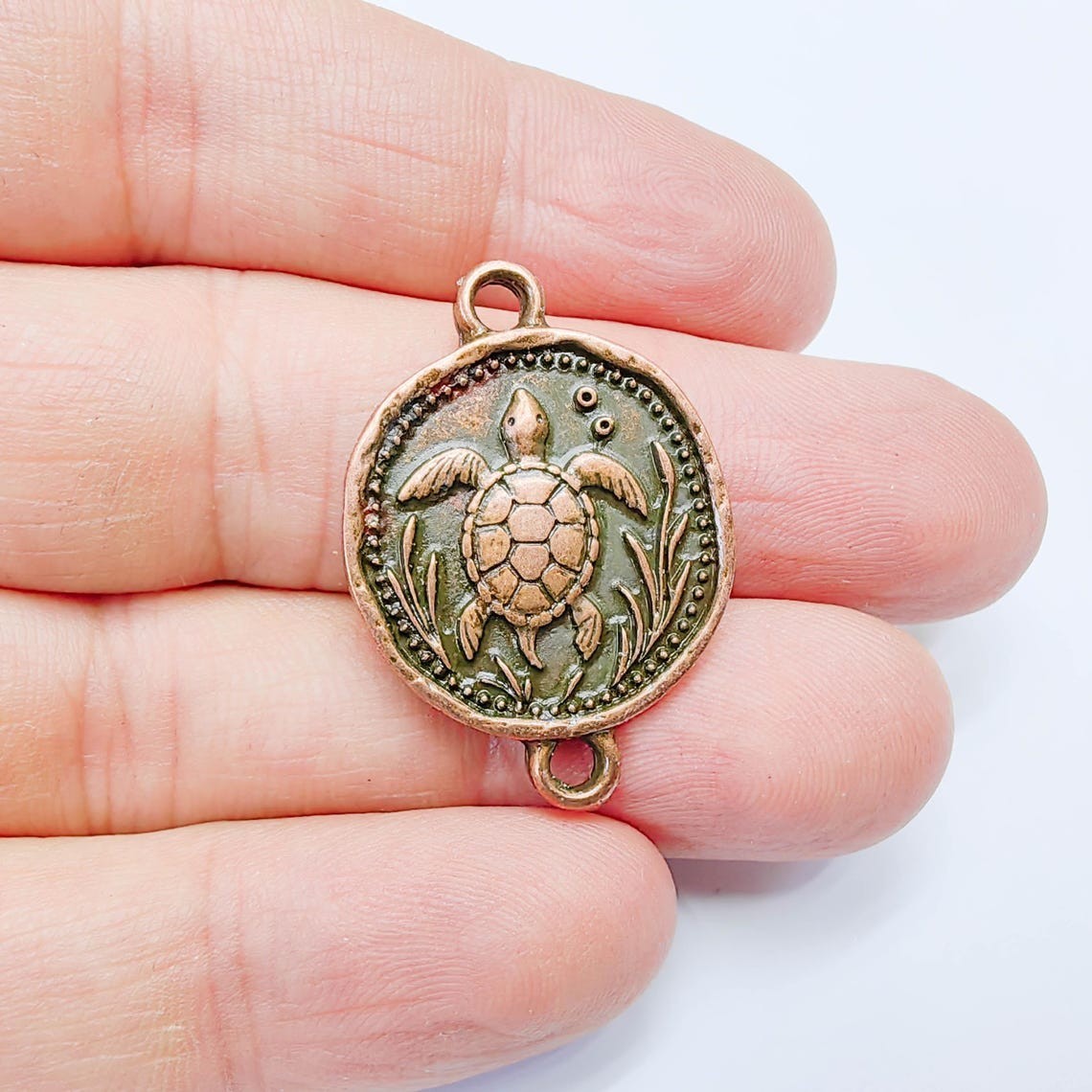 Sea Turtle Connecor Charms, Round Pendant Earring Antique Copper 34x24mm G37758