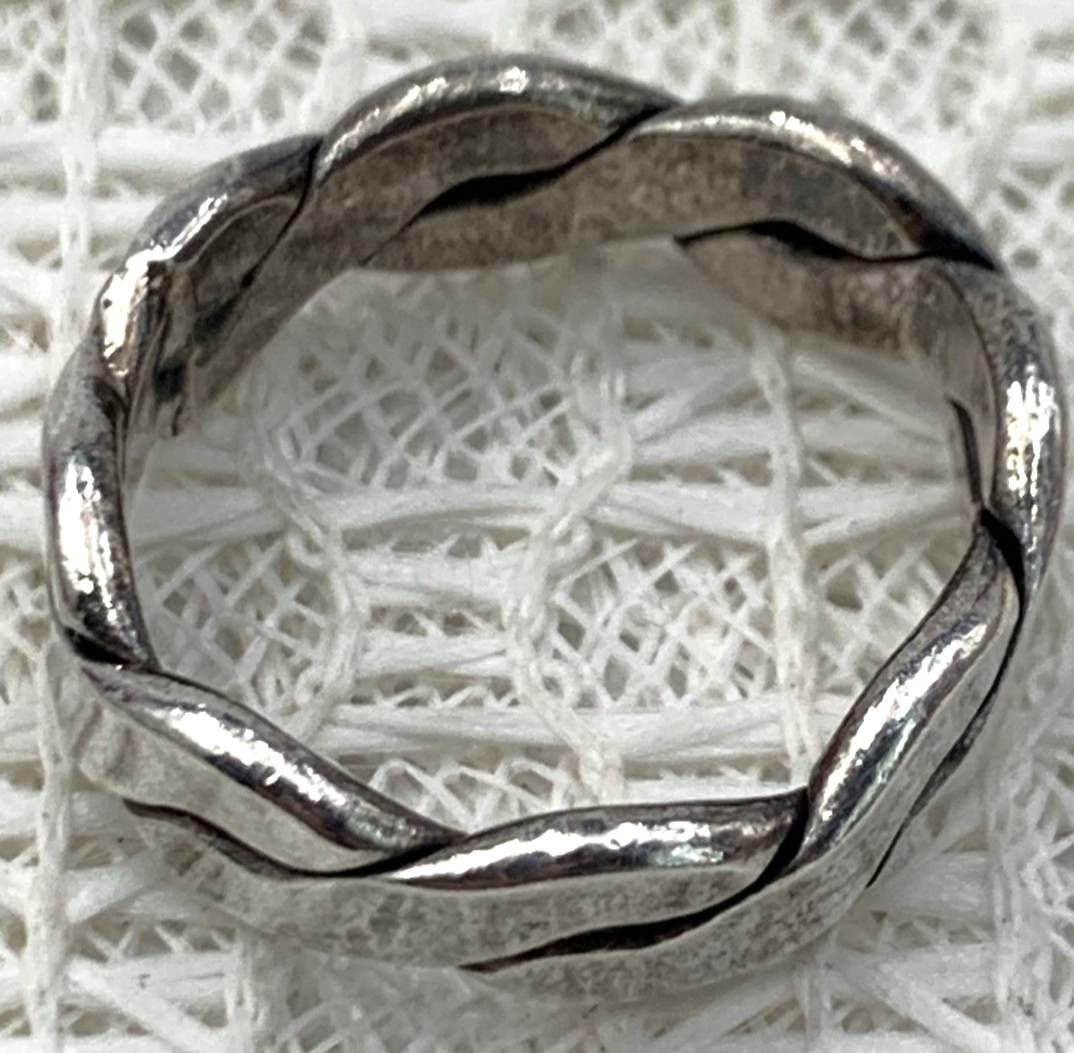 Sterling Silver Minimalist Braided Band Style Ring Size 7.75 5g