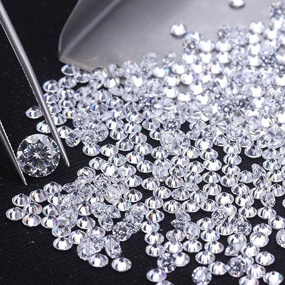 VVS 28 Pcs D Color Loose White Moissanite 2.40mm Round Diamond Cut Wholesale Lot