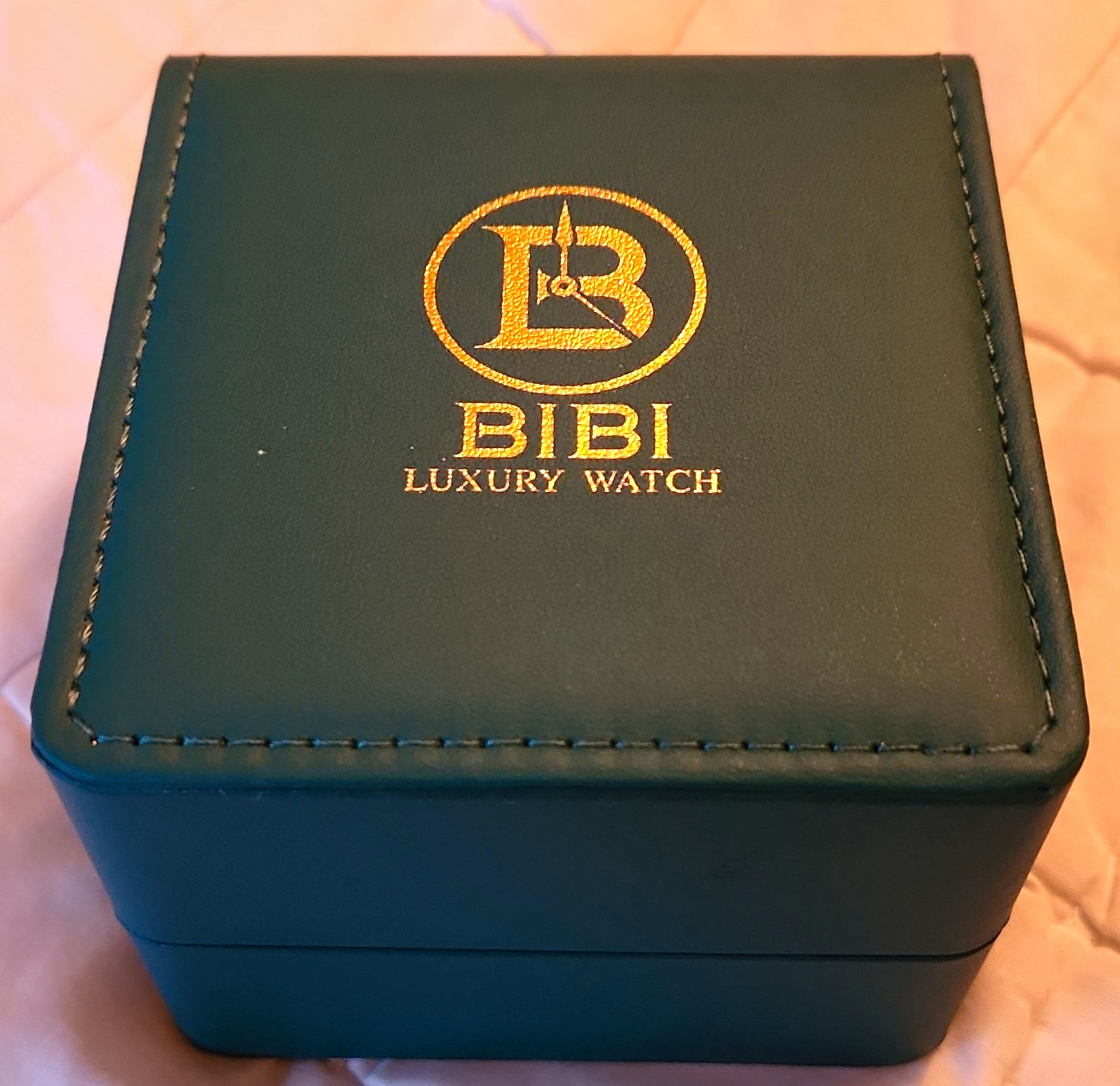 BIBI Luxury Quartz Analog Gold Tone Roman Dial Date Gem Bezel Bracelet Box