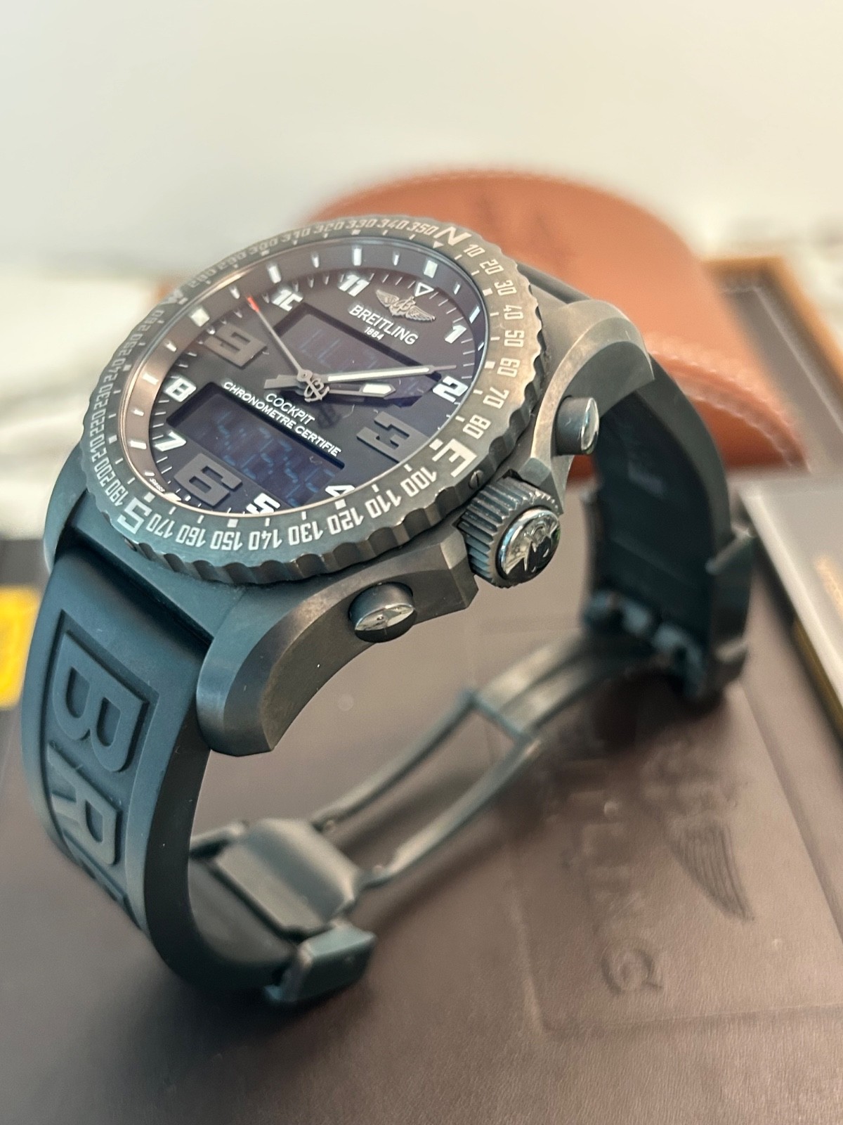 Breitling Professional VB5010 – B50 Night Mission – Orig Box, Papers, Chargers