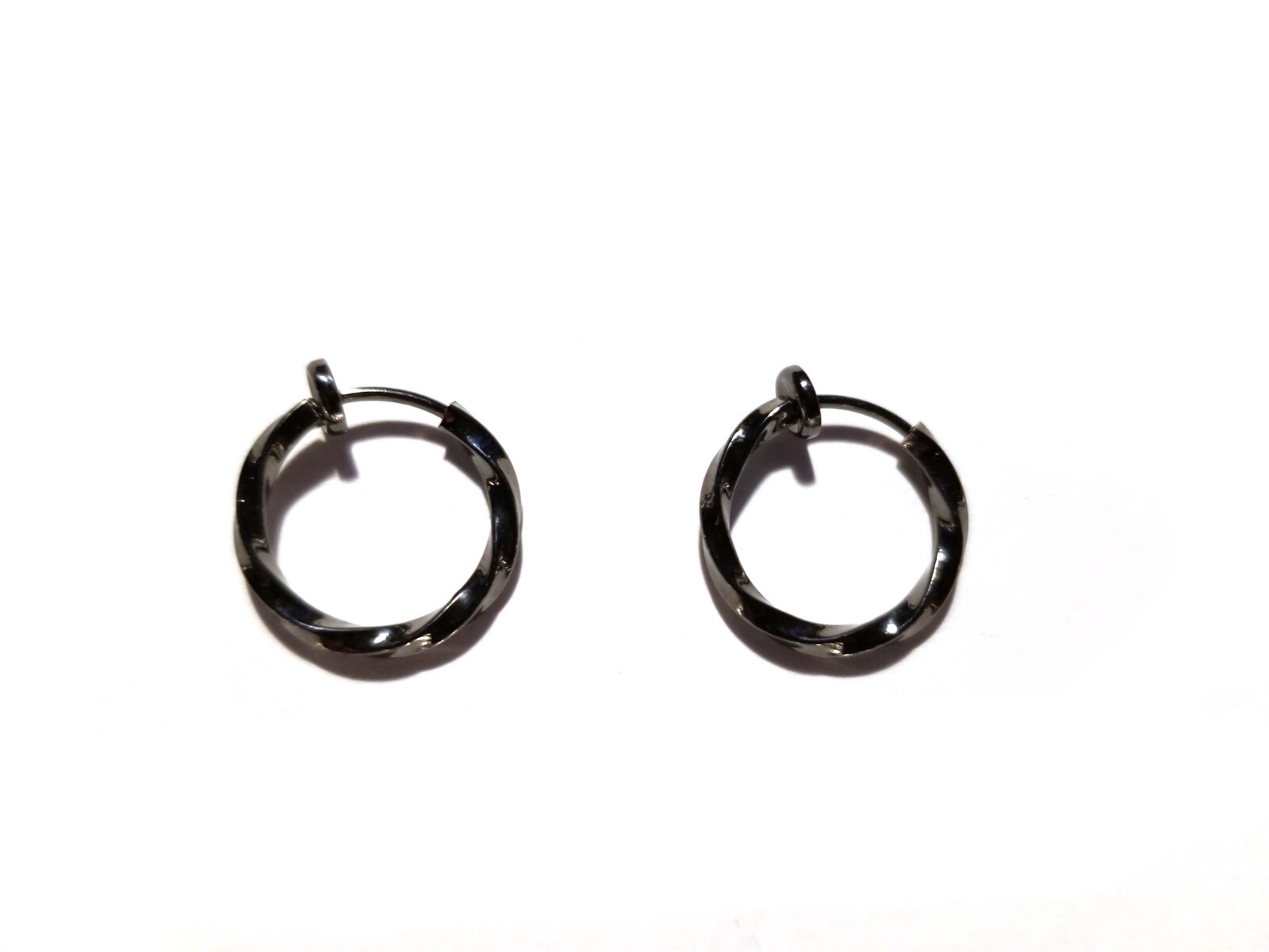 CLIP-ON EARRINGS TWISTED HOOP PLATED GOLD OR SILVER TONE 1 INCH ROUND