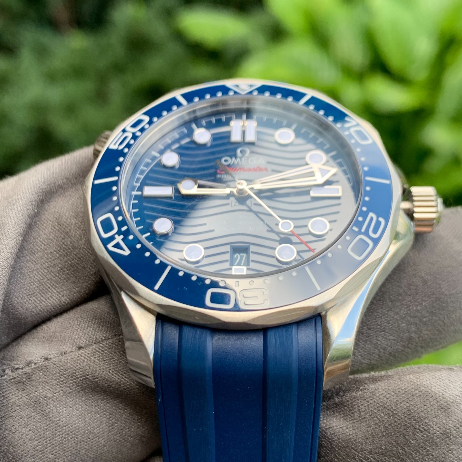 Omega Seamaster 300 Co-Axial Blue Dial Ref. 210.32.42.20.03.001 Box & Papers