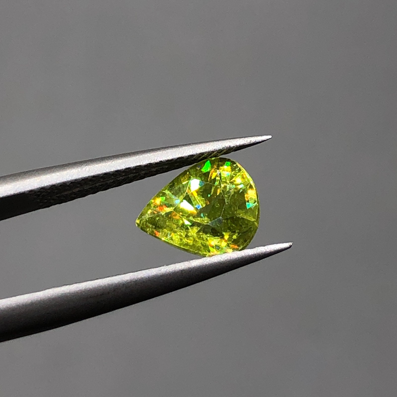 Sphene Titanite Loose Gemstone, 1.35Ct Full Fire Faceted Stone for Pendant