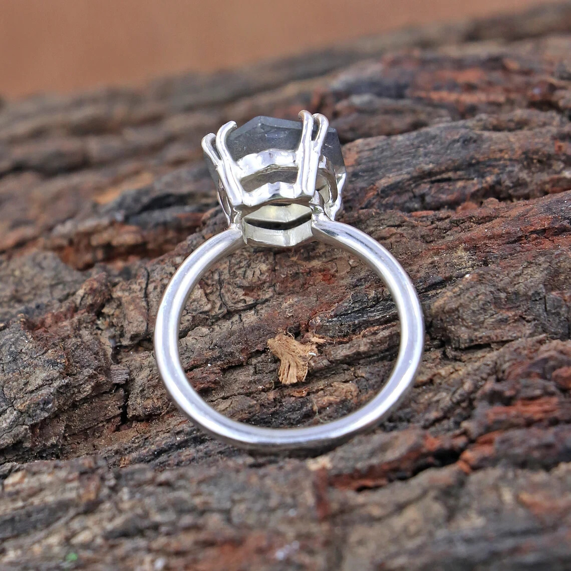 Lovable Ring Of Labradorite 925Sterling Silver Statement Healing Ring Women Gift