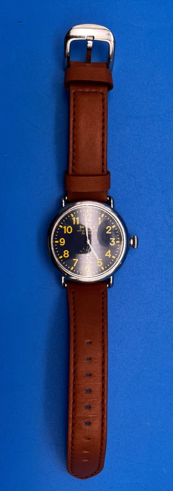 SHINOLA ARGONITE 1069 WITH BROWN LEATHER BAND (BAD BATTERY)