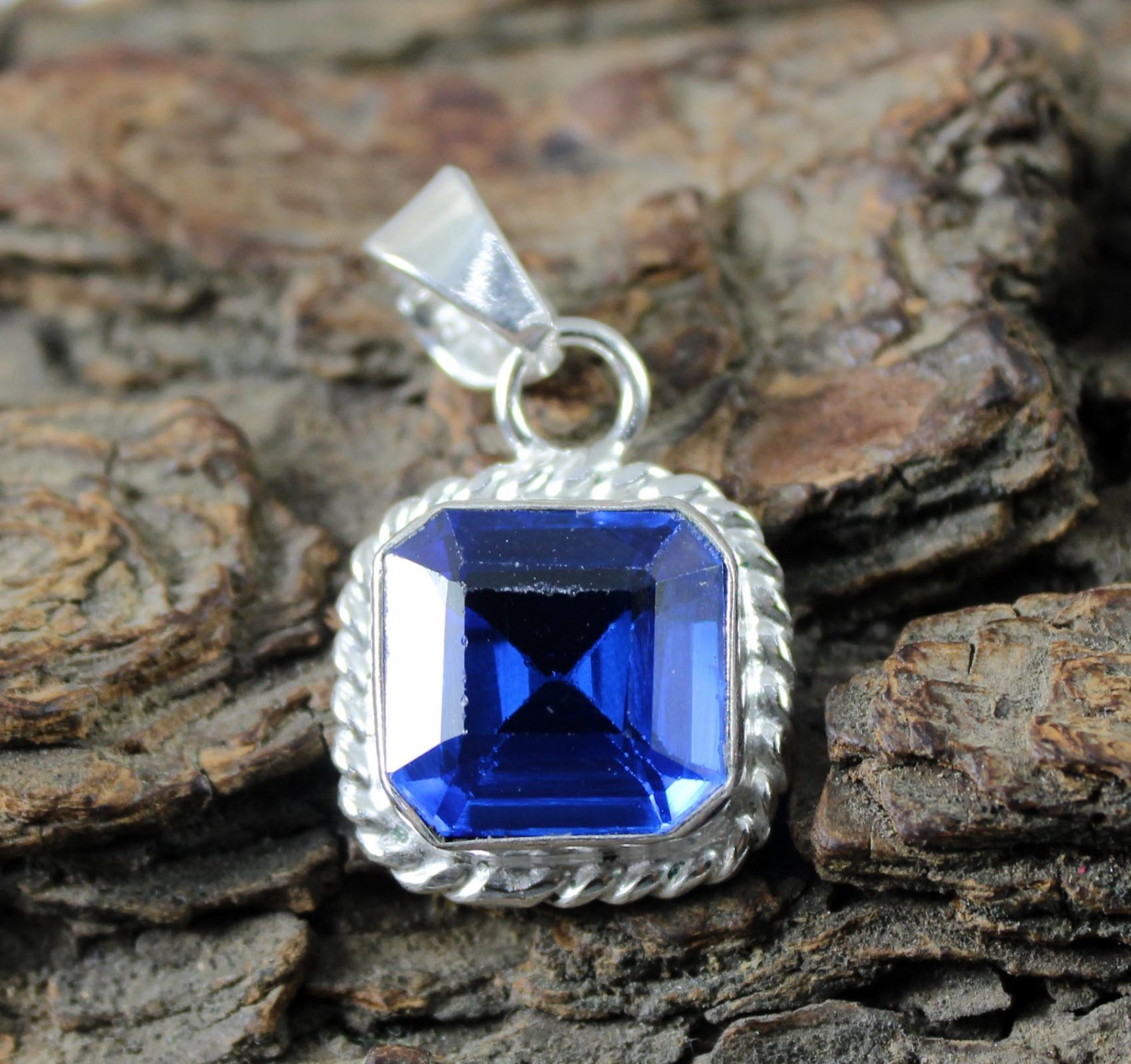 Veterans Day 14.85 Ct Natural Octagon D Block Tanzanite Gems Certified Pendant