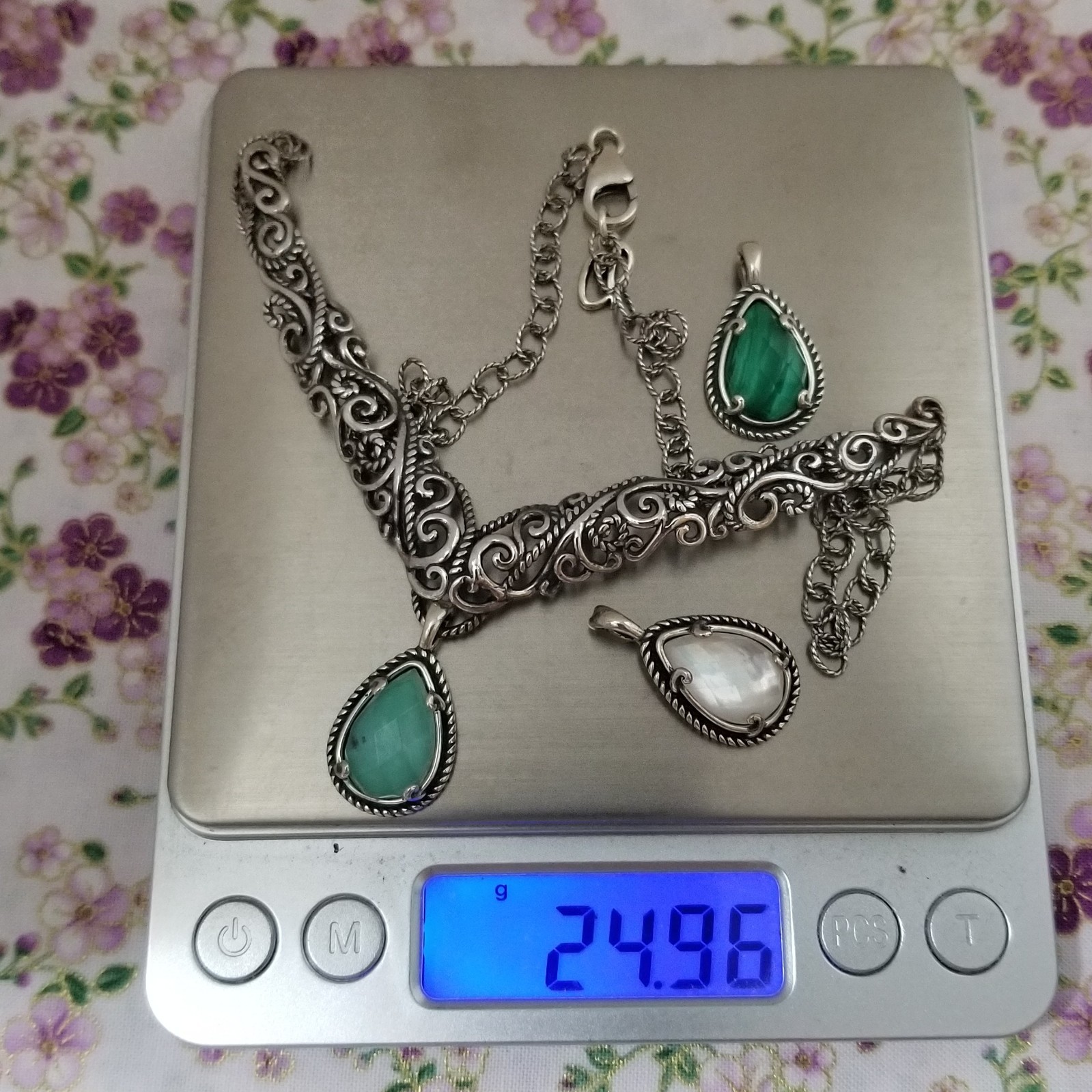 Carolyn Pollack Silver Scroll Filigree V Shape Necklace 3 Charms Sterling 925
