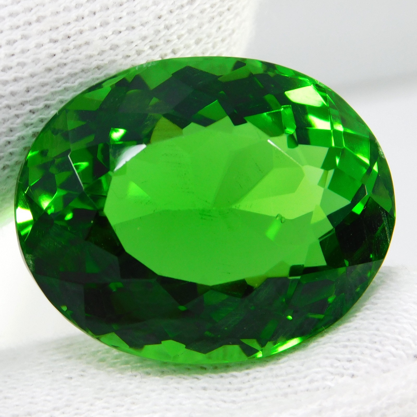 Certified 120 Ct+ Natural Tsavorite Green Garnet Stunning Oval Cut Gemstone