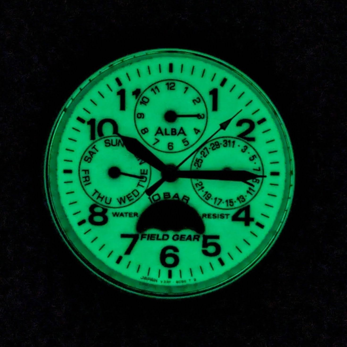 SEIKO ALBA FIELD GEAR V33F-6C50 Sun&Moon Triple Calendar Men’s Watch 1996 Japan