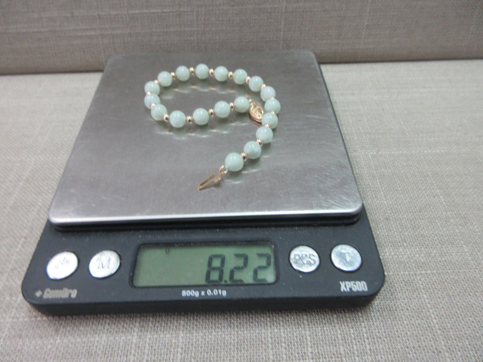 6 7/8″ 14k Foam Green Jade Beads 14k gold beads Bracelet 8.22 Grams
