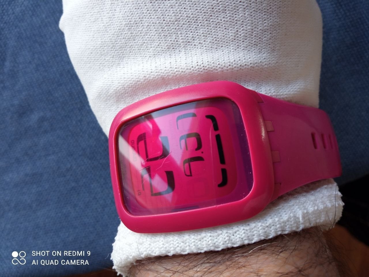 SWATCH Touch Square 2014 – SURP100 – Touch PINK