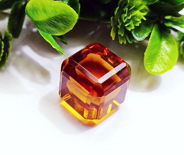 Orange Topaz Cube 40 to 50 Ct Certified Loose Gemstone H15