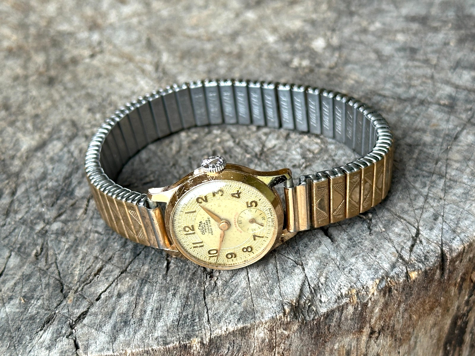 DOGMA PRIMA women’s watch vintage antimagnetic SWISS 15rubis