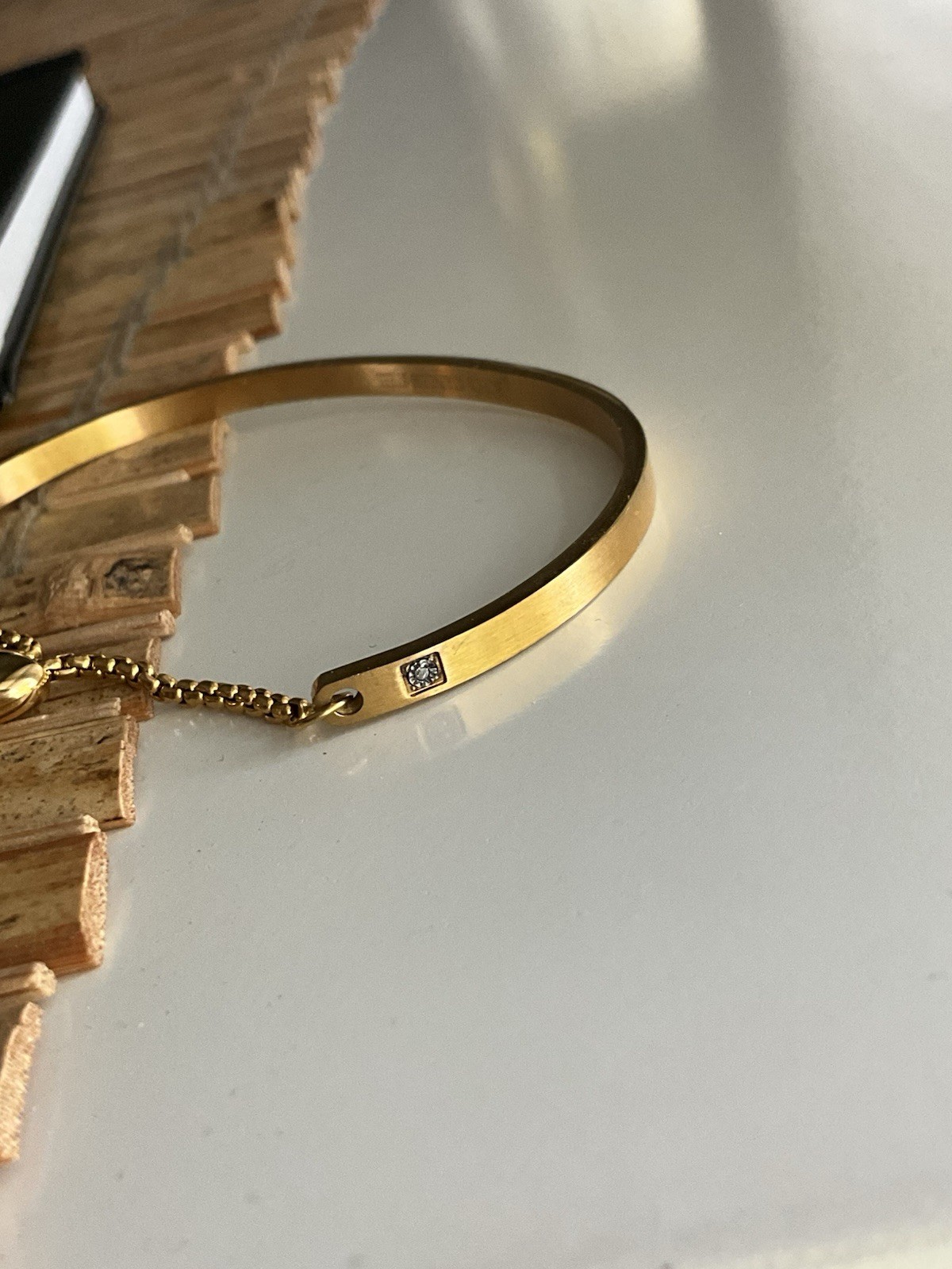 RCI CN Adjustable Gold Tone Bangle Inspirational Bracelet “Never Give Up”