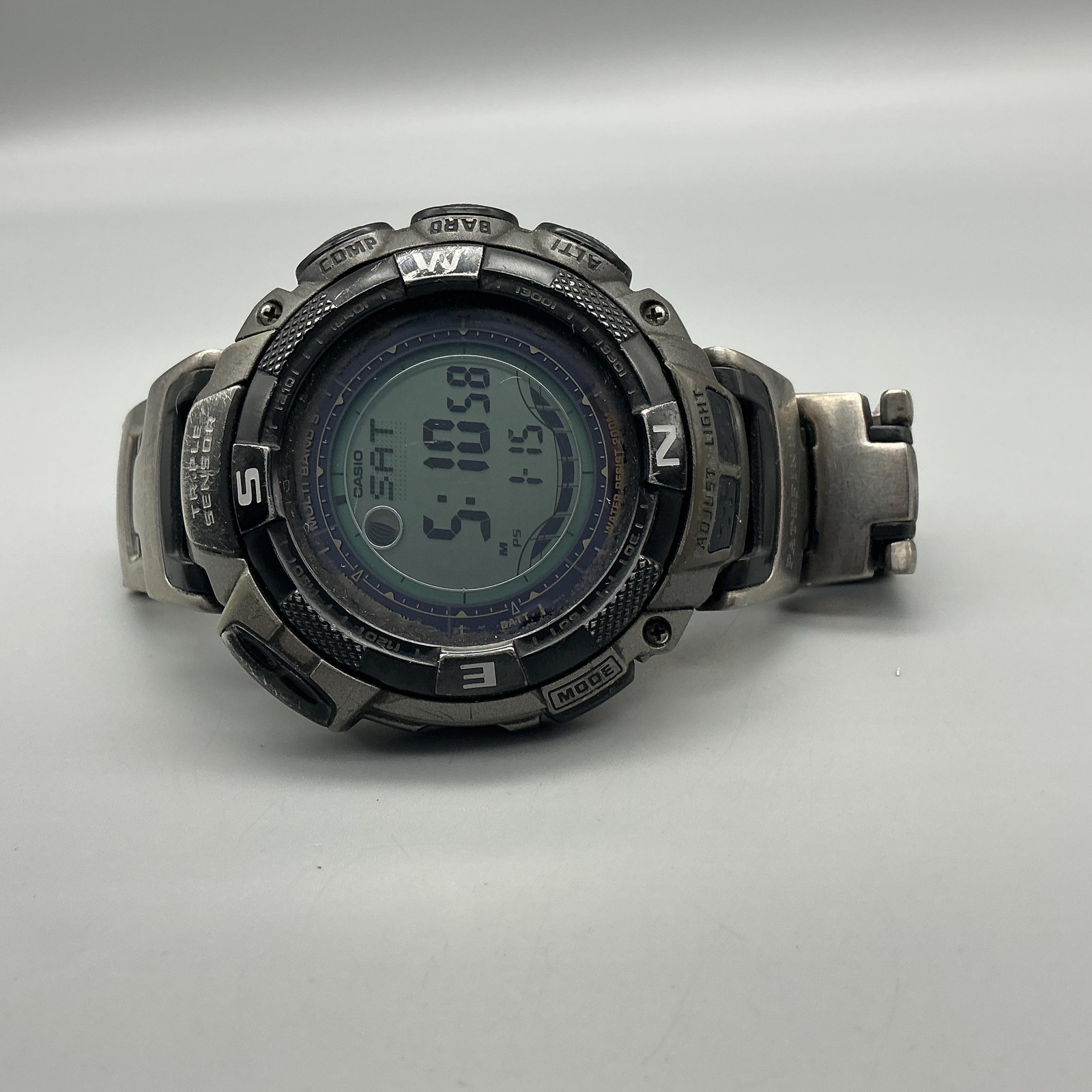 Casio Pathfinder PAW-1500T Mens Watch 49mm Titanium Solar Day Date 7.25″
