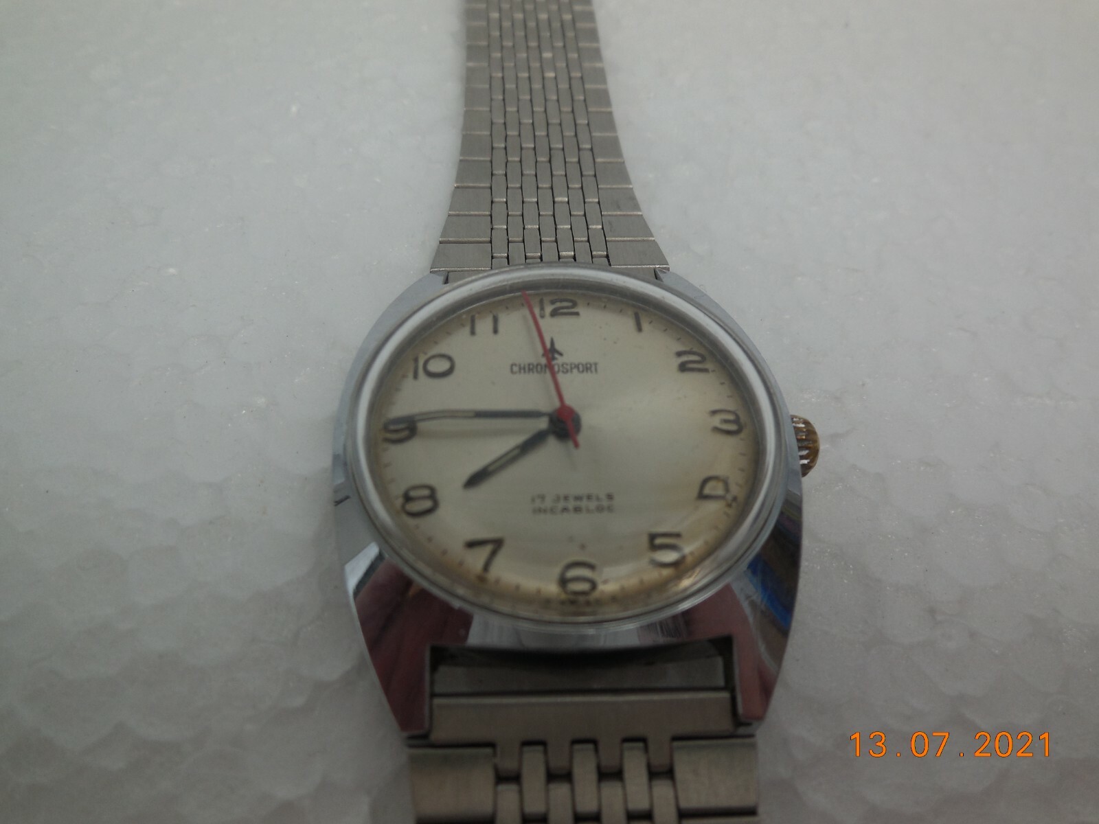 Vintage Swiss Chronosport 17 Jewel Incabloc Watch ~ Stainless Steel Case & Strap