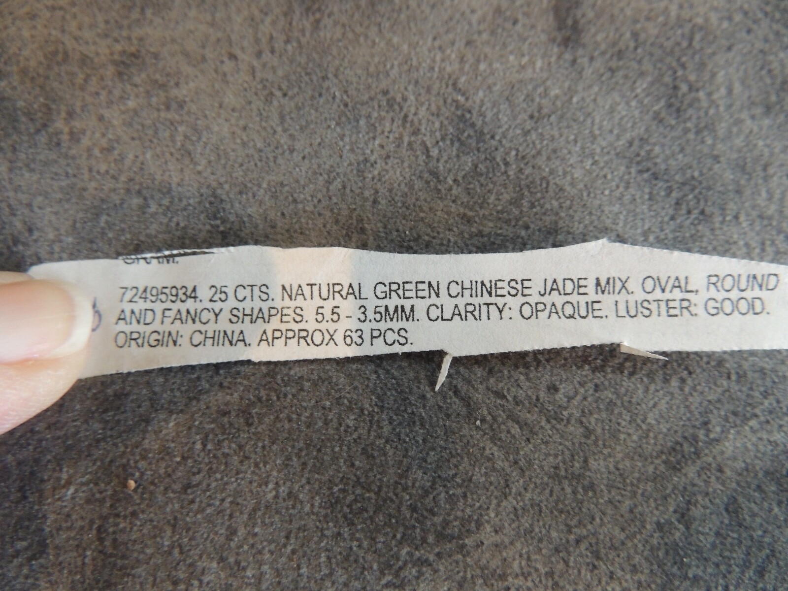Green Chinese Jade Mix stones 3.5-5.5mm mix approx 57 stones