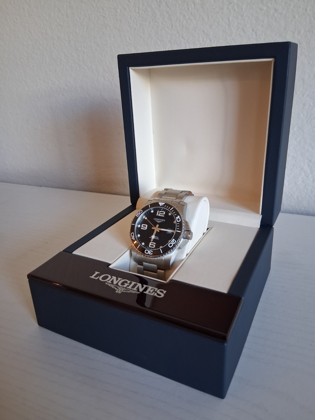 Longines HydroConquest 41mm ceramic L3.781.4.56.6