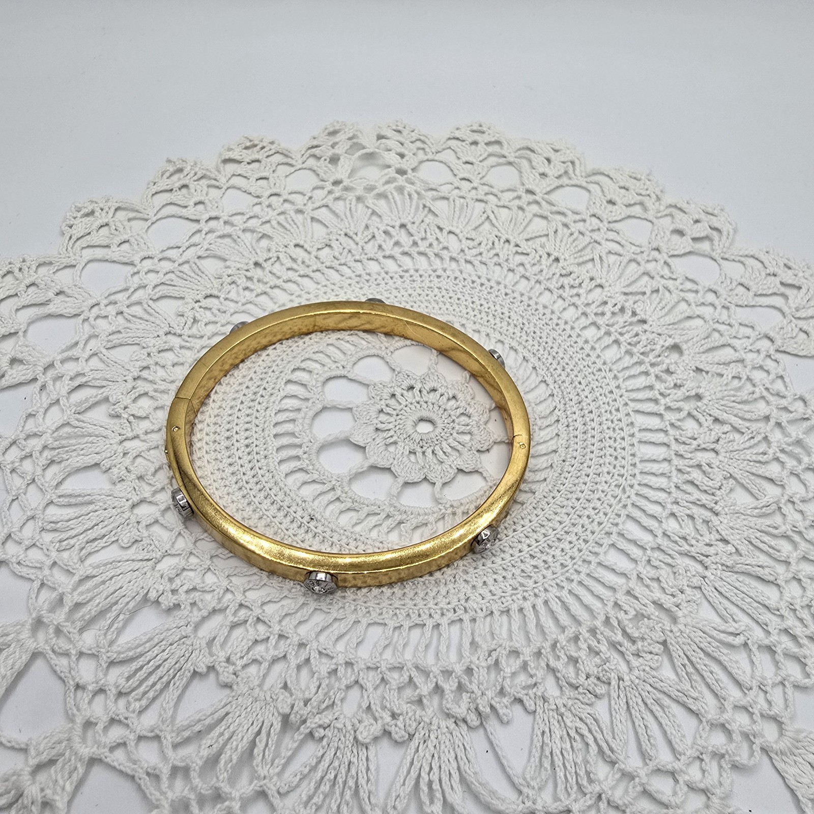 Henri Bendel Gold Tone Hinged Bangle Bracelet Rhinestone Oval size
