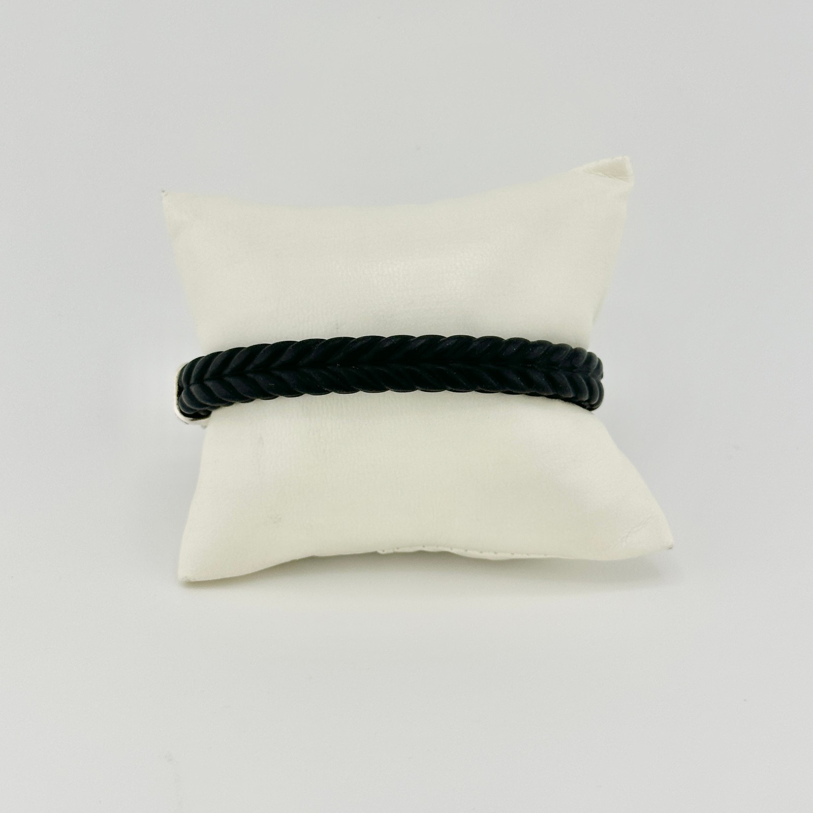 David Yurman Chevron Bracelet in Black Rubber w/ Pavé Black Diamonds – Large