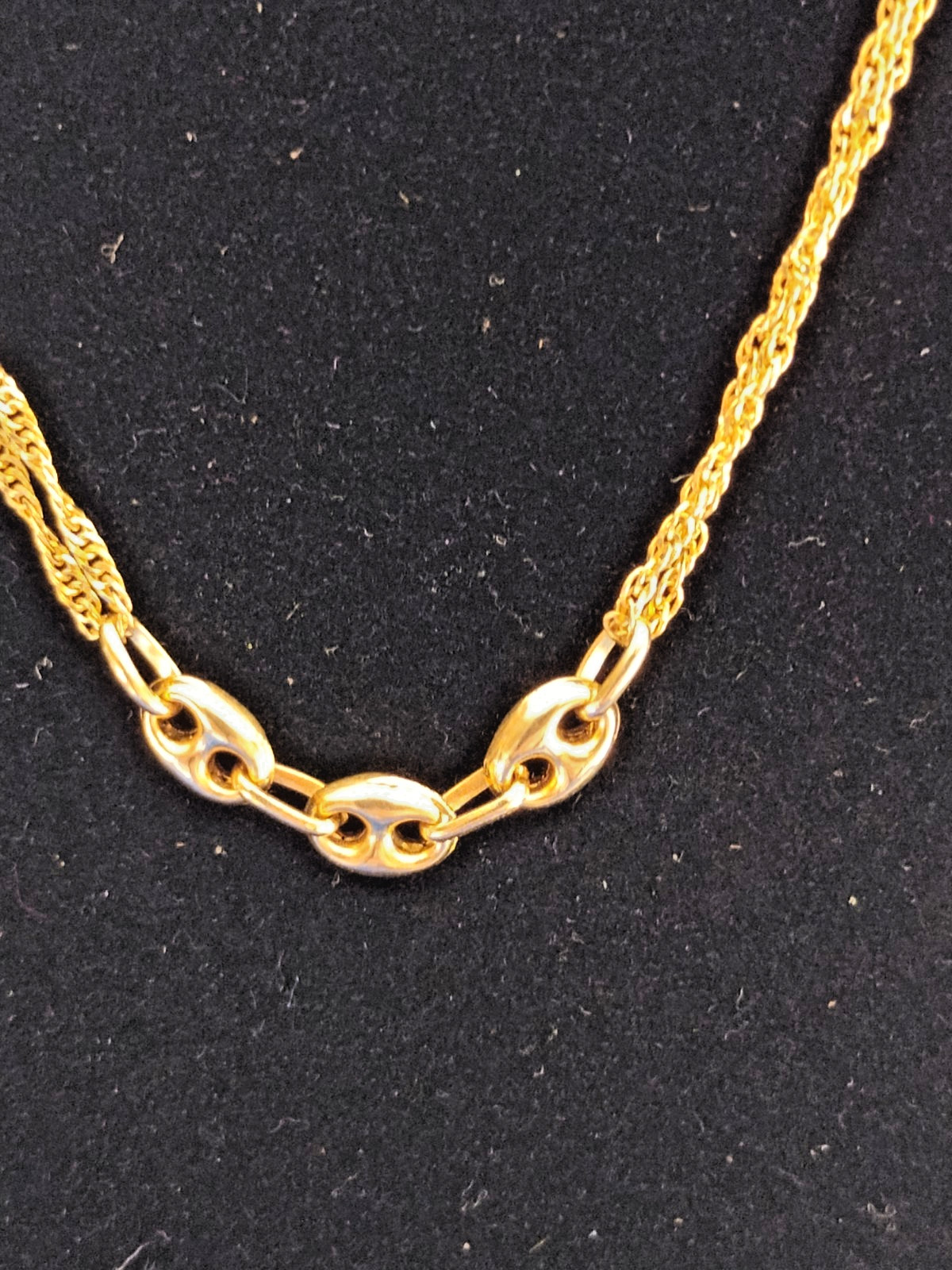 14k Gold Chian. 16 inches long Mariners Chain. 4.4 grams