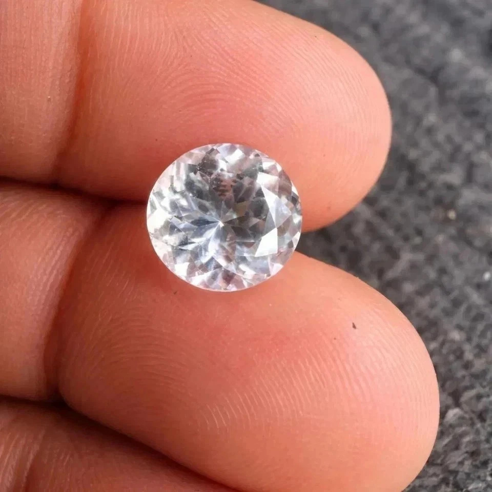9.99 CT Natural Ceylon White Sapphire Certified Flawless Round Cut Gemstone