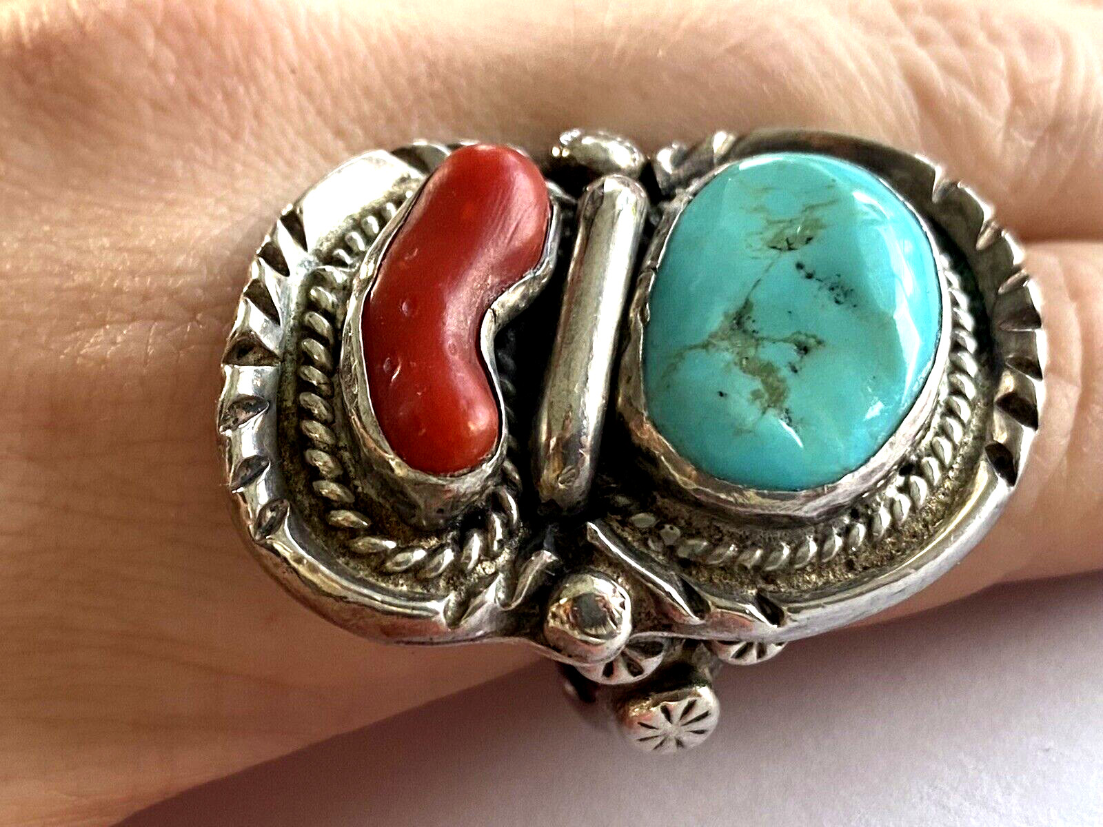 Vintage Native American Turquoise Red Coral Men’s Ring 28.41gr Size 12