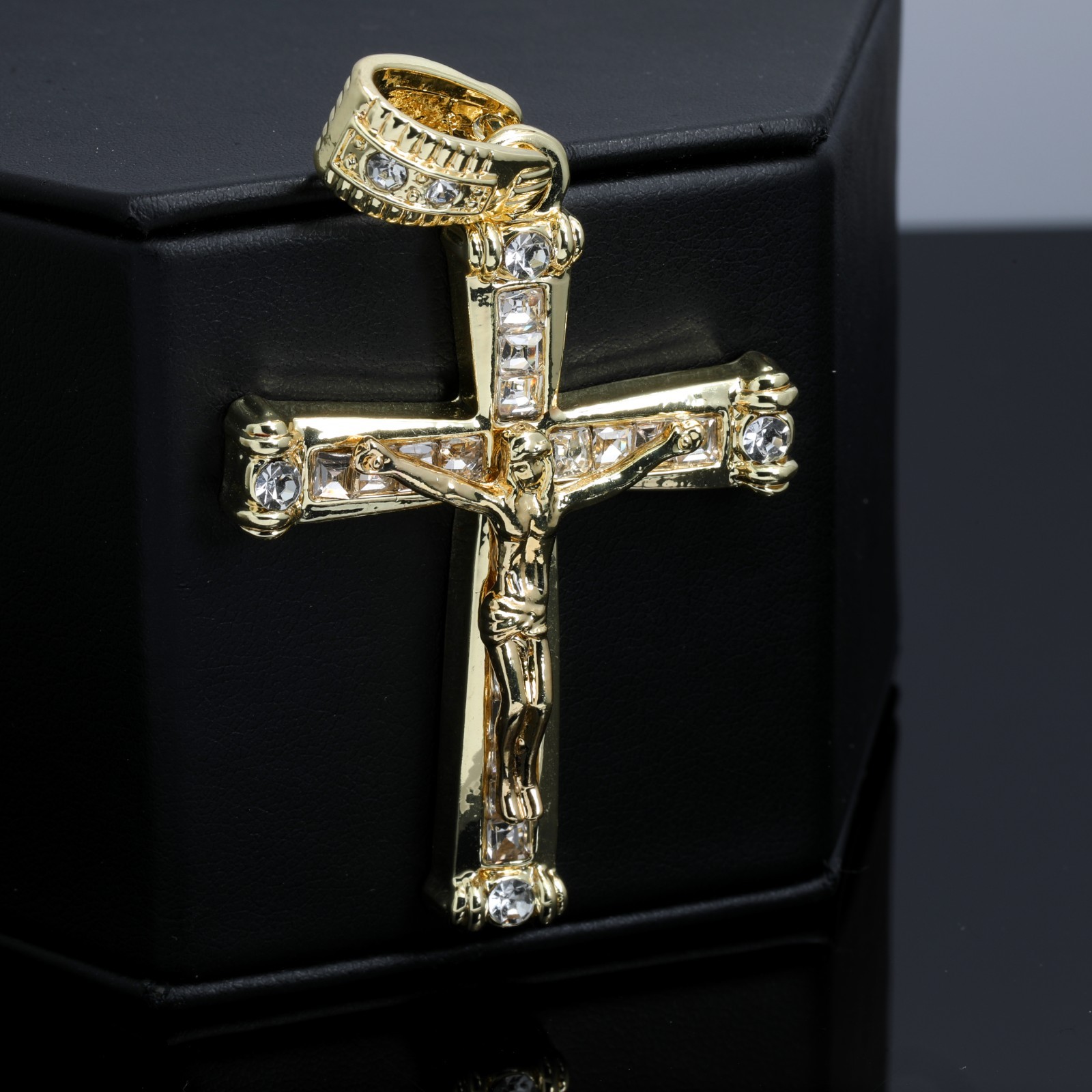 Iced Latin Jesus Cross Pendant Cubic Zirconia 14k Gold Plated Rope Chain For Men