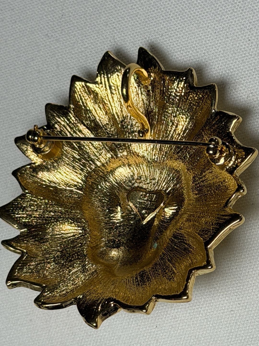 Vintage Alana Stewart Gold-Tone Lion Head Rhinestone Brooch and Pendant