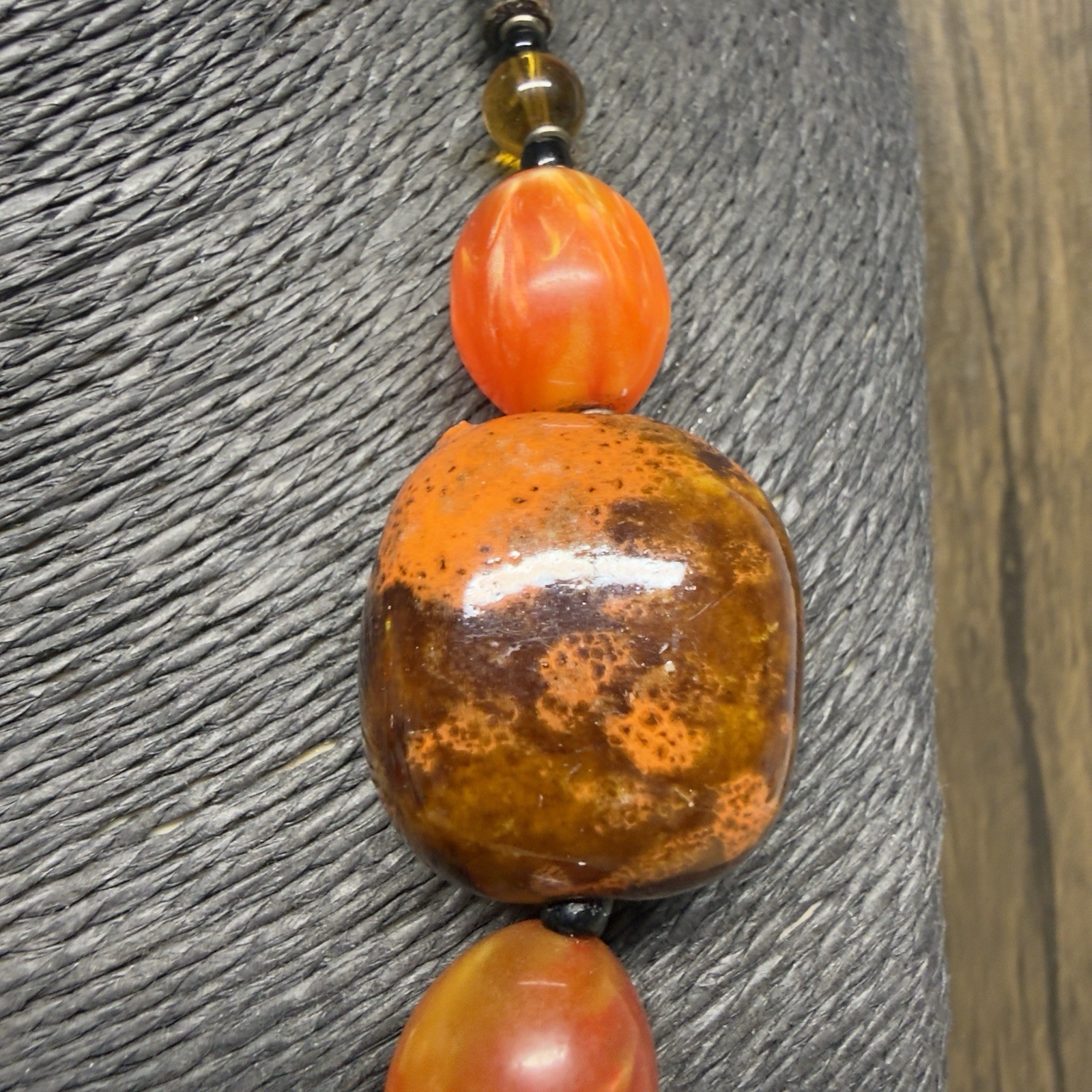 RETRO Orange Ceramic Beaded Necklace Boho Pretty Kitsch 51cm/20″ Chunky Wood