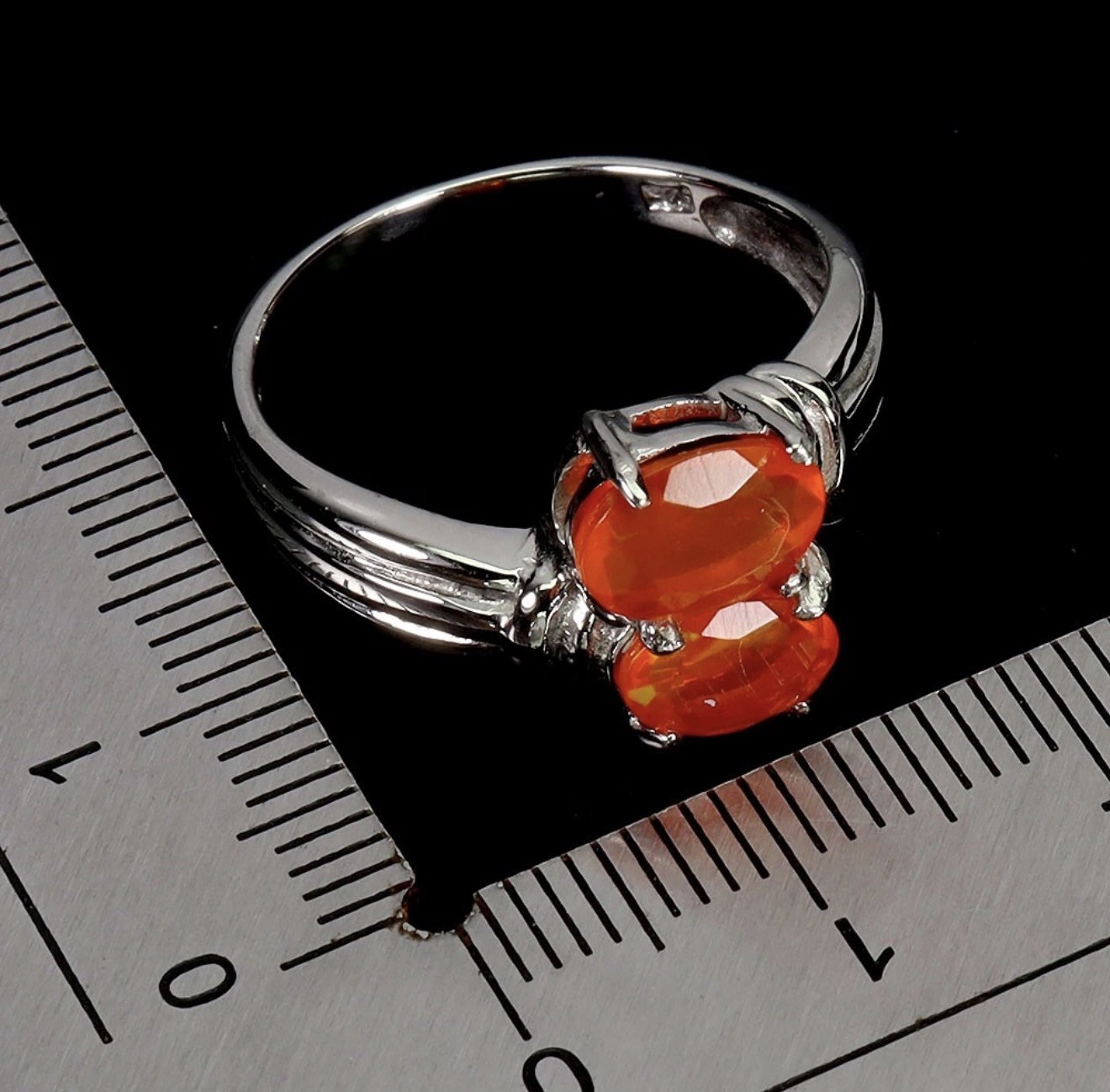 Absolutely Stunning 2CT Orange Fire Opal Bypass Ring 925 Sterling Silver Sz 8