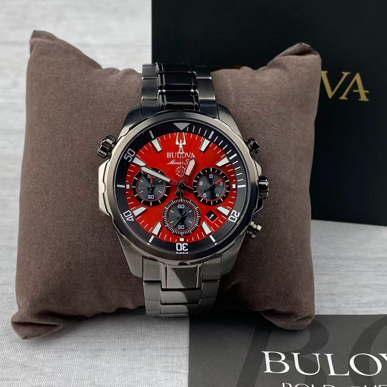 New Bulova Marine Star Men’s Chronograph Quartz Watch Red Dial 98B350 43 mm